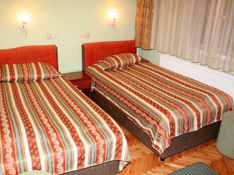 פרילפ Guest House Breza מראה חיצוני תמונה